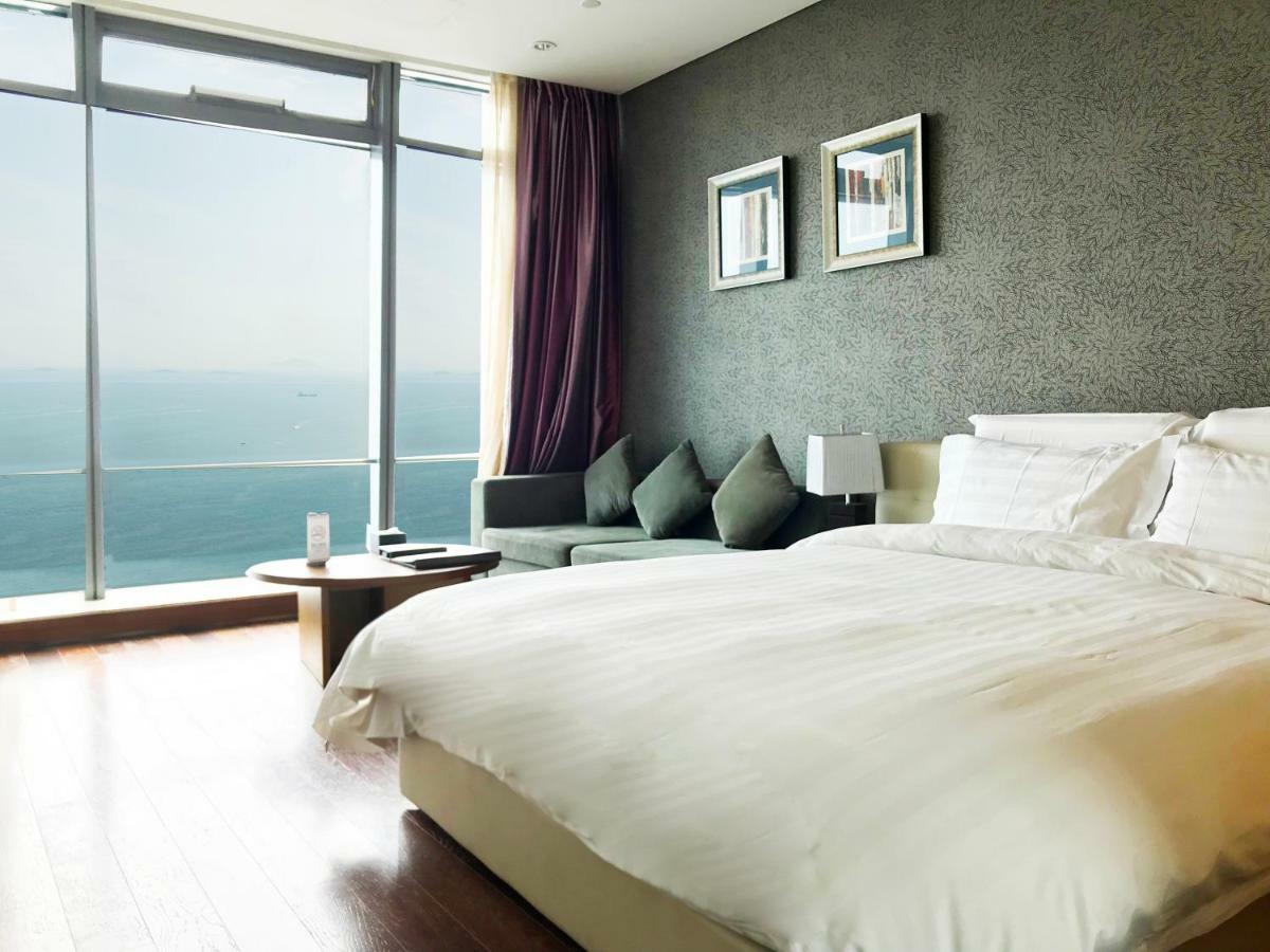 Grand Madison Qingdao Harbour-View Central（Former Qingdao Farglory Hotel） Екстер'єр фото
